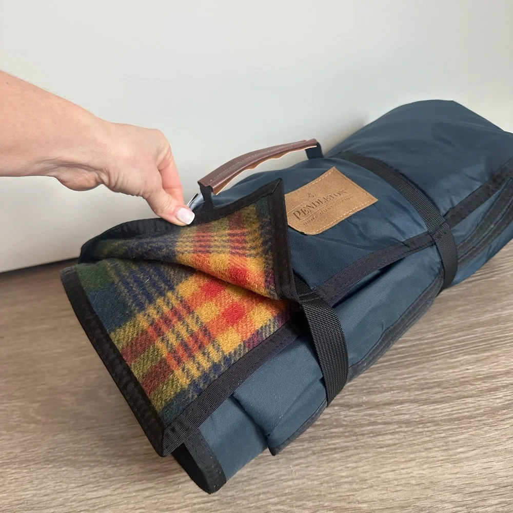 Pendleton Navy and Multicolor Roll-Up Blanket - Picture 7 of 7